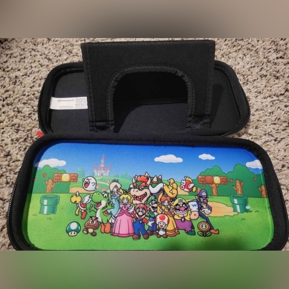 Nintendo switch - Picture 1 of 4